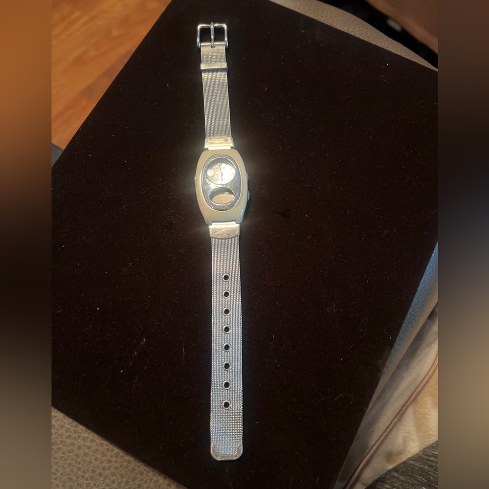 CASIO Sheen SNH-109 (2365) Quartz Analog Digital unisex 22mm watch vtg 1990s